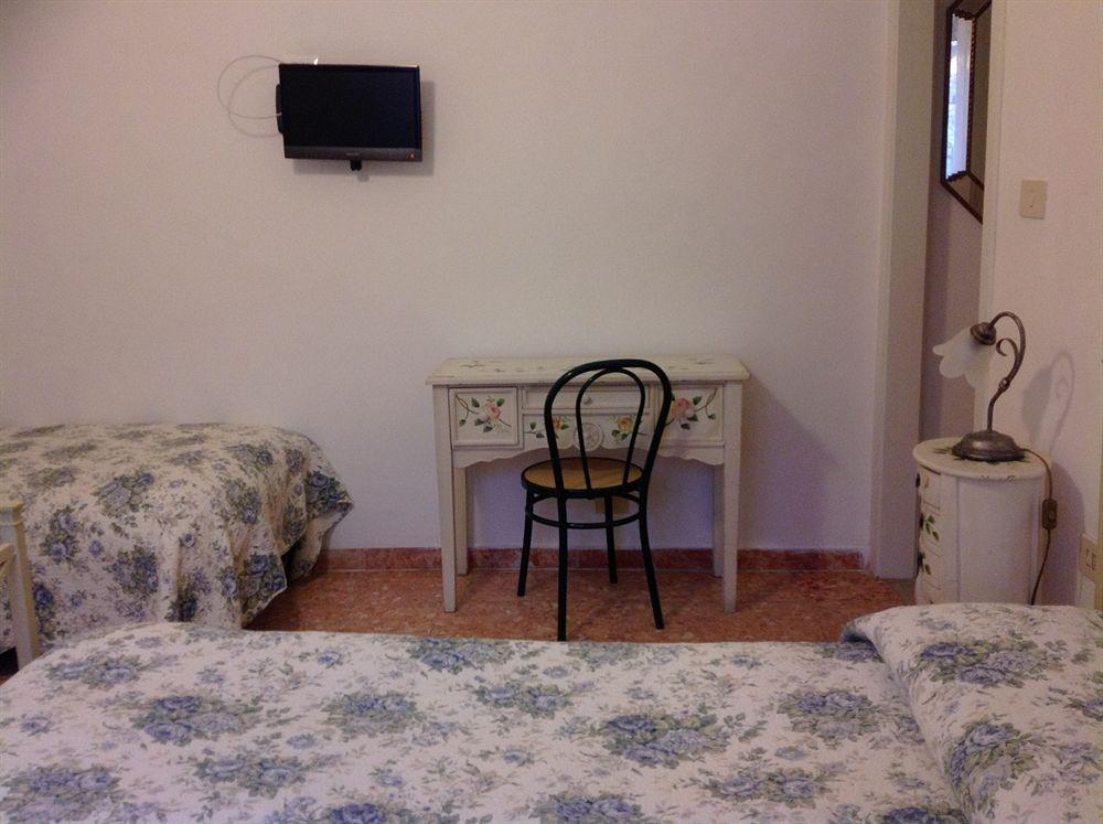 B&B Il Giramondo Pisa Esterno foto
