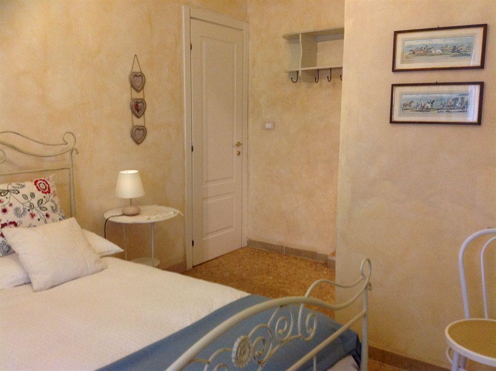 B&B Il Giramondo Pisa Esterno foto