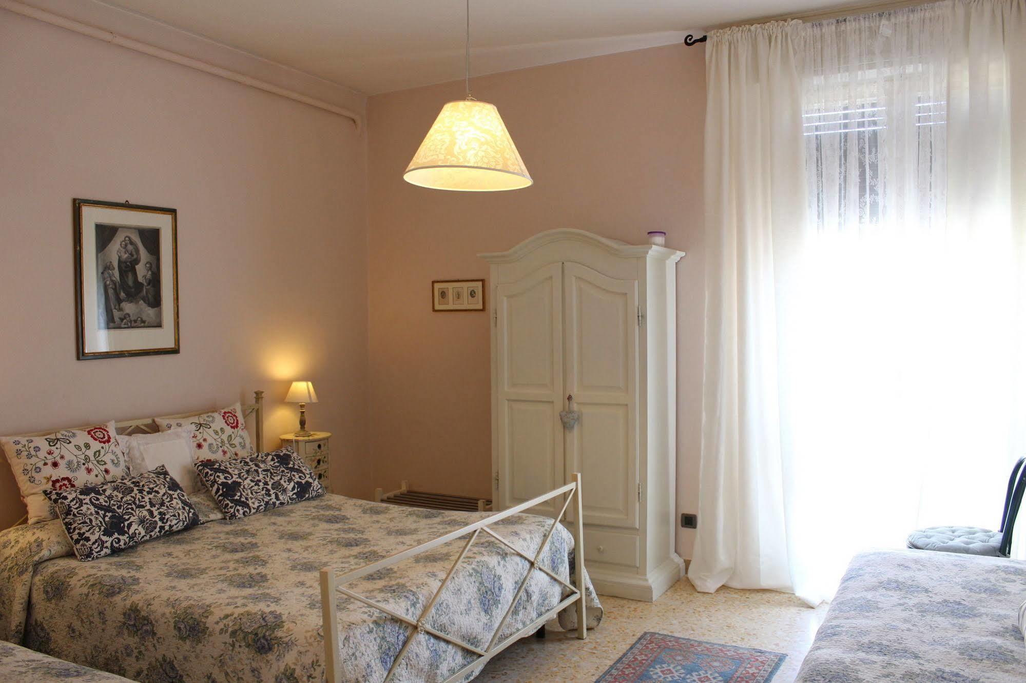 B&B Il Giramondo Pisa Esterno foto